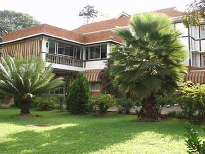 Mosa Court Apartments Kampala Bagian luar foto